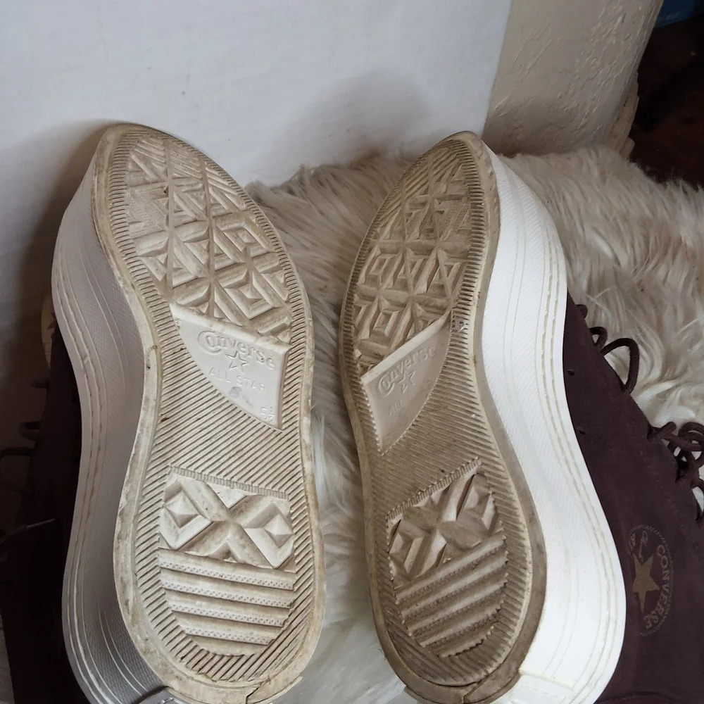 Brown High-Top Women's Sneakers - Picture 7 of 8